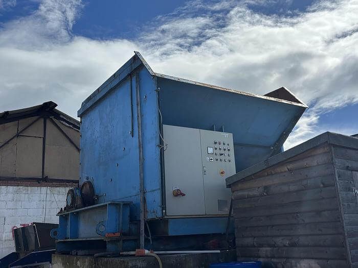 1992 Maier 700 x 3000 01.jpg